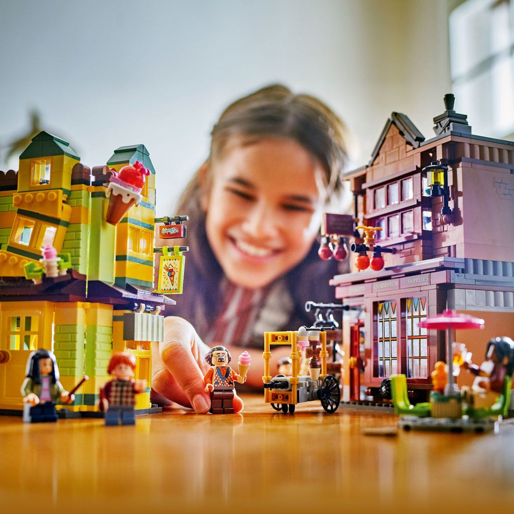 LEGO Harry Potter: Quality Quidditch™ Supplies & Ice Cream Parlour