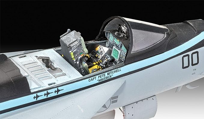 F/A-18E Super Hornet Top Gun 1:48 Model