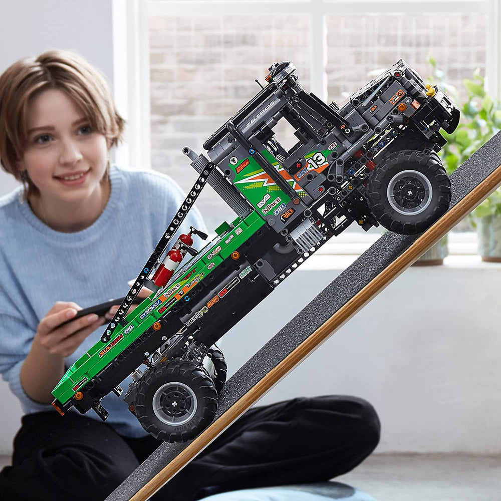 LEGO Technic 4x4 Mercedes-Benz Zetros Trial Truck