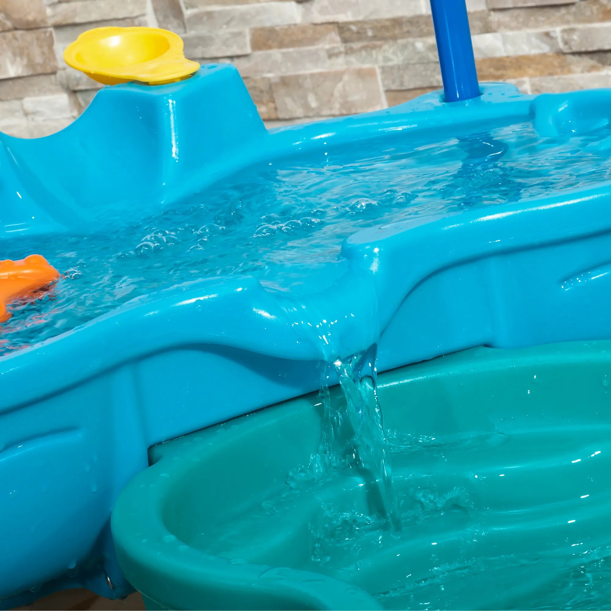 Spill & Splash Seaway Water Table