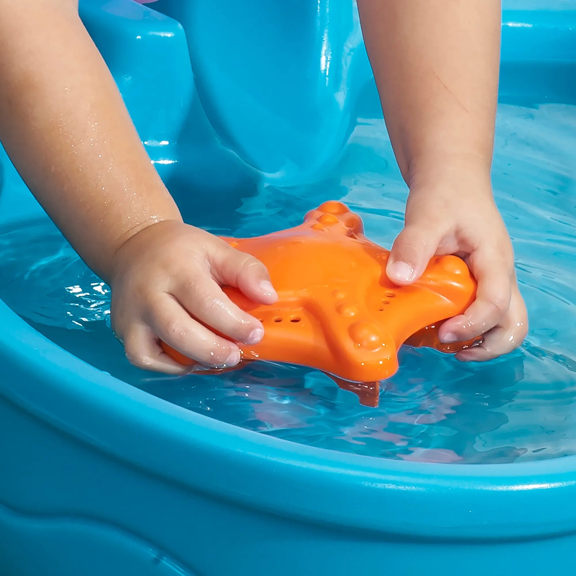 Spill & Splash Seaway Water Table