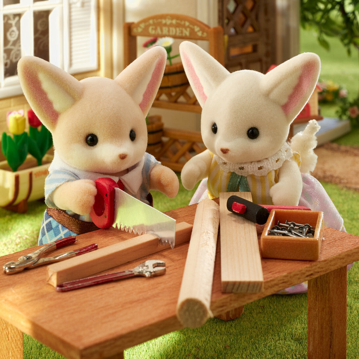 Calico Critters Fennec Fox Family