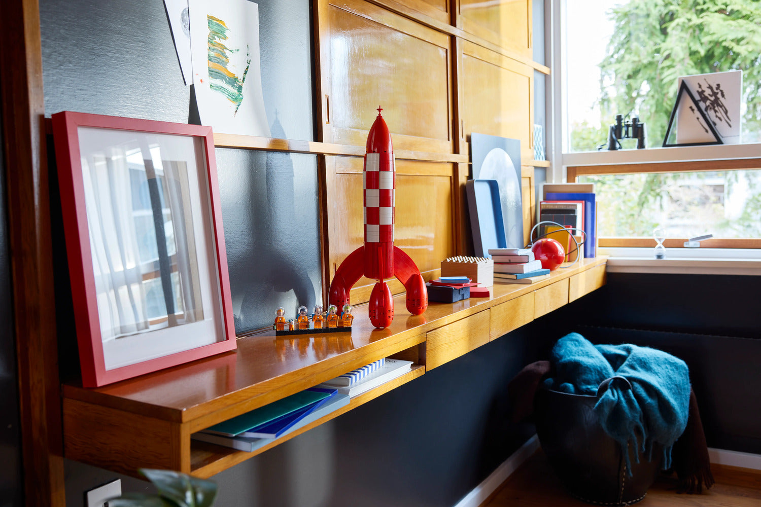 LEGO® Ideas Tintin® Moon Rocket