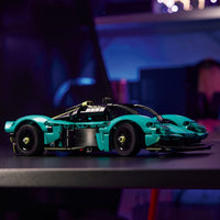 LEGO Technic: Aston Martin Valkyrie