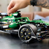 LEGO® Technic™ Aston Martin Aramco AMR25 F1® Car