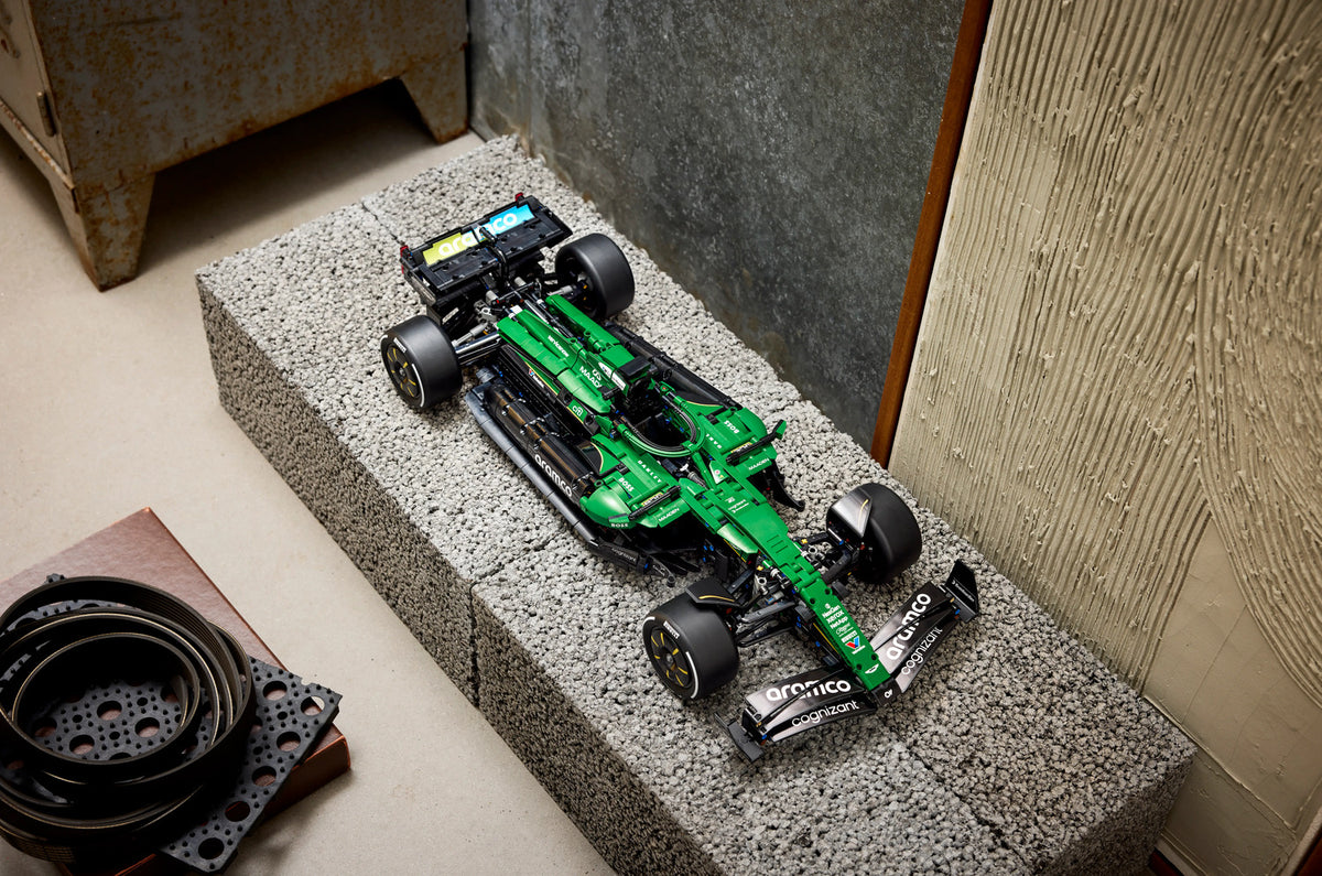 LEGO® Technic™ Aston Martin Aramco AMR25 F1® Car