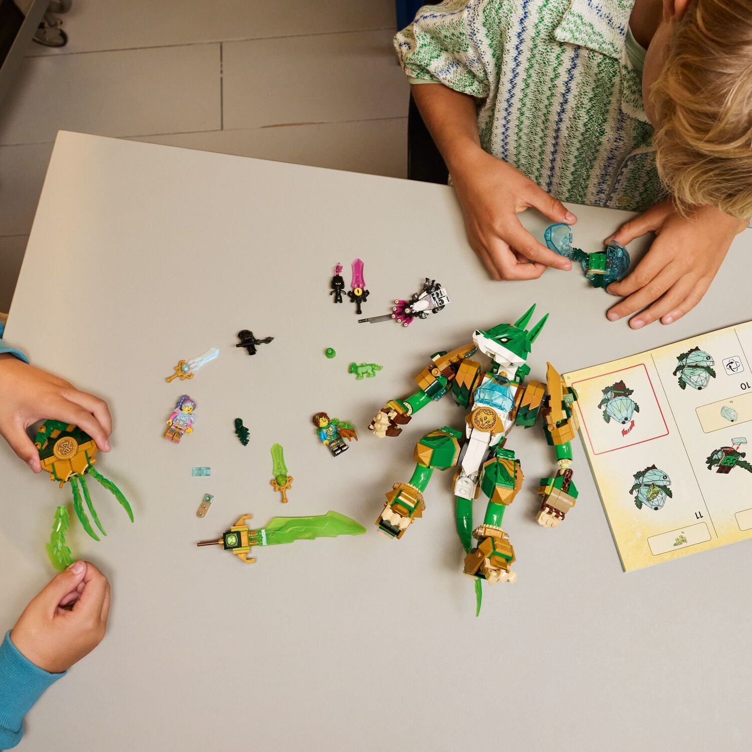 LEGO DREAMZzz: Fox Guardian Mech