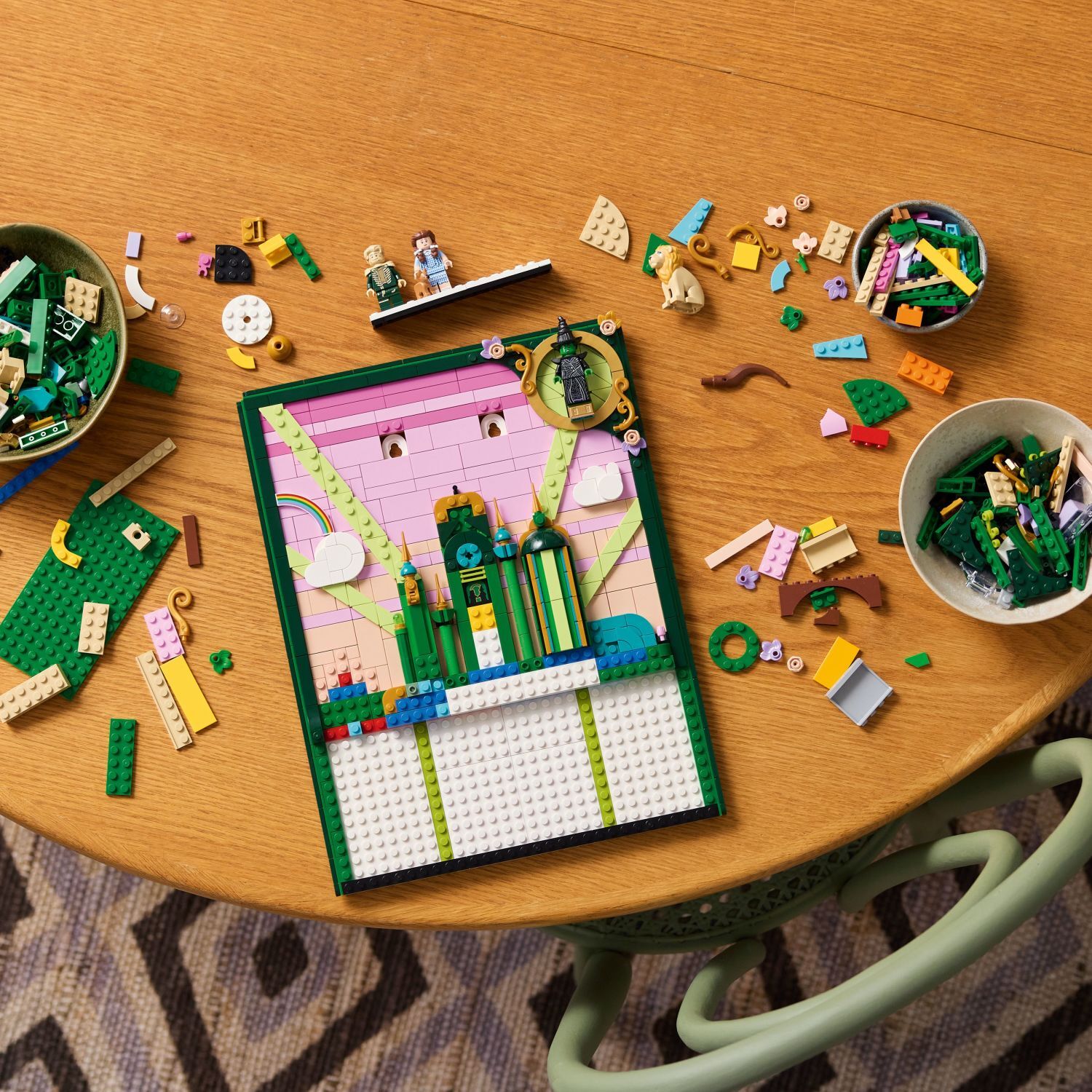 LEGO Wicked: Emerald City Wall Art – Awesome Toys & Gifts
