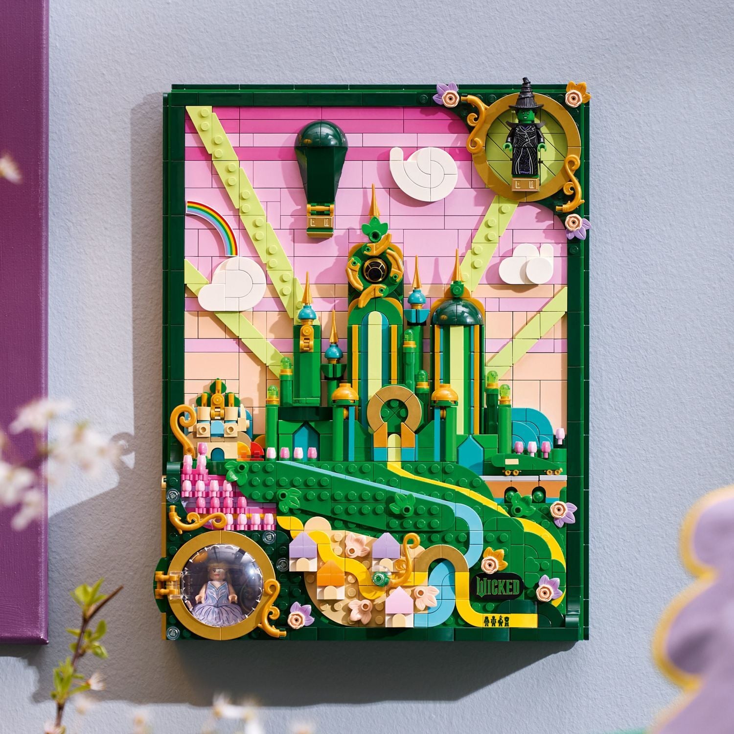 LEGO Wicked: Emerald City Wall Art – Awesome Toys & Gifts