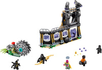 LEGO® Corvus Glaive Thresher Attack