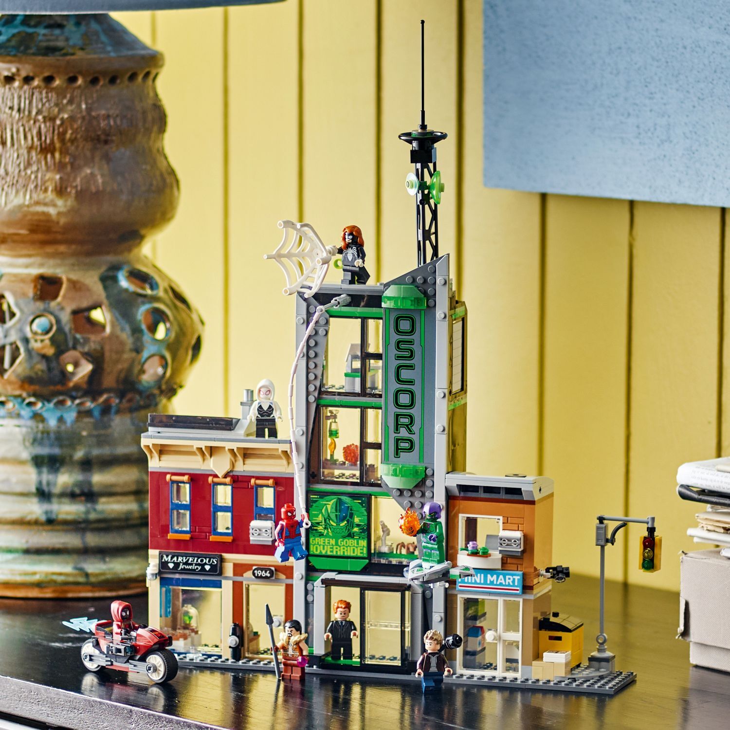 LEGO Super Heroes Marvel: Spider-Man vs. Oscorp