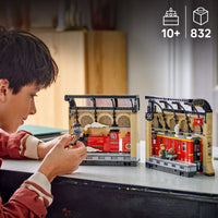 LEGO Harry Potter: Book Nook: Hogwarts™ Express