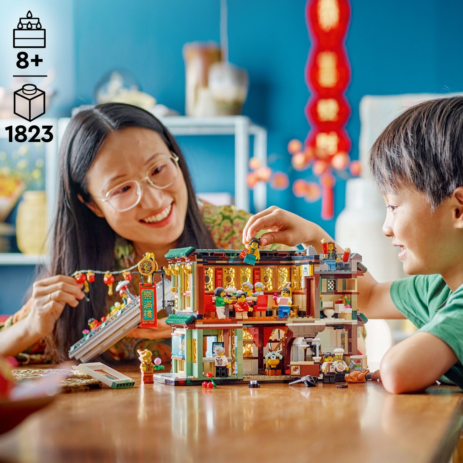 LEGO® Chinese Festivals: Family Reunion Celebration